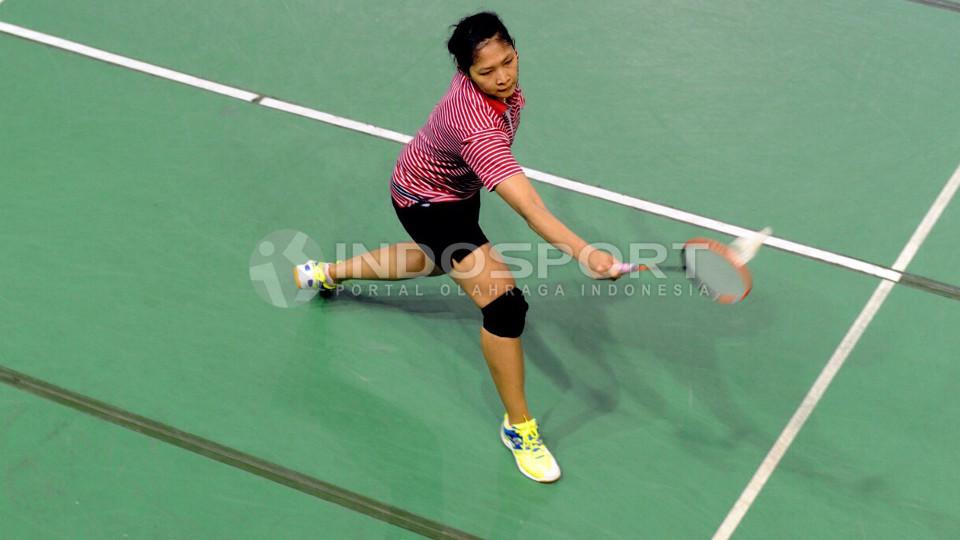 Linda Wenifanetri tengah menjalani latihan jelang BCA Indonesia Open 2015.